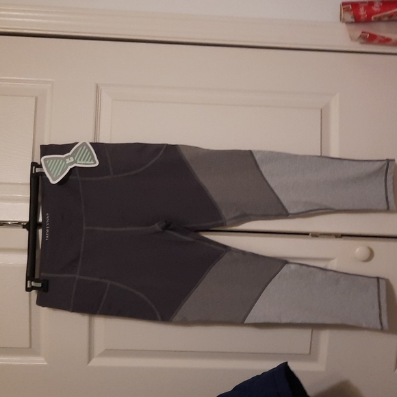 Jadelynn Brooke Pants - nwt cropped leggings jadelynn brooke (B1-16)